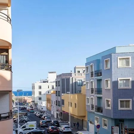 Cerca Del Mar